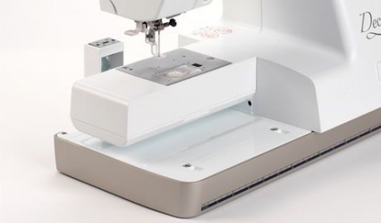 Máquina de bordar doméstica Deco 340 - Bernette Tensão/Voltagem