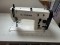 Máquina De Costura Semi Industrial Reta Yamata Fy20u33 Branca 110v/220v